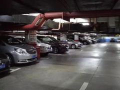 -金玉兰广场·停车场