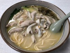 招牌黄鱼面-明呈黄鱼面馆(斜土路店)