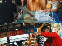 -三亚火车头万人海鲜广场