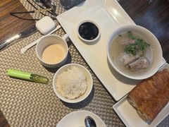 -BLU 全日制餐厅(上海安曼纳卓悦酒店)
