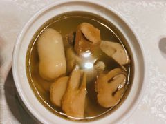 鸽子菌汤-琬苑鸽庄·川粤融合菜(解放碑总店)