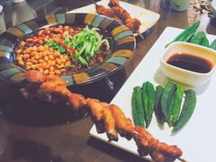 -东口码头·烧鸽子·鱼头泡饼·地方菜(金鹰悦城店)