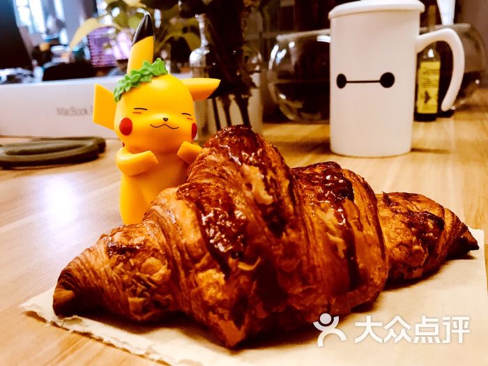 多乐之日(长风大悦城店)牛角包图片 - 第1张
