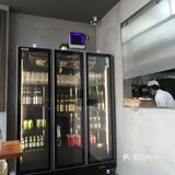 好吃的石窑面包 环境很好的餐厅店