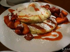-Pancakes on the rocks(Darling Harbour)