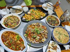 -东北农家院·铁锅炖(莘庄店)
