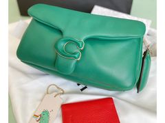 -COACH蔻驰(恒隆广场店)