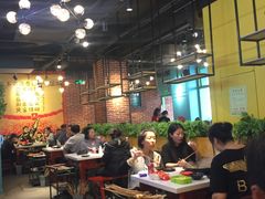 大堂-钢管厂五区小郡肝串串香(南山店)