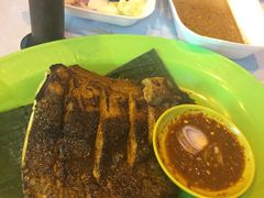 -明记烧鱼美味店