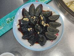 -屯老二农家铁锅炖·行业领军者(梅江店)