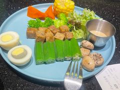 -K+全国连锁KTV(绿地缤纷天地店)