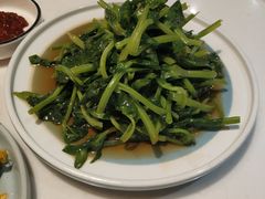 白灼豌豆苗-火齐潮汕砂锅粥(五道口店)