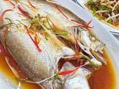 -丹水桥地锅鱼·翘嘴鲌·地方特色全鱼宴(丹江口大坝店)