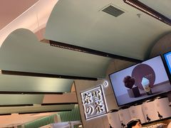 -奈雪的茶(亨特国际广场店)