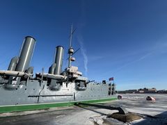 -阿芙乐尔号巡洋舰