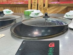 -屯老二农家铁锅炖·行业领军者(梅江店)