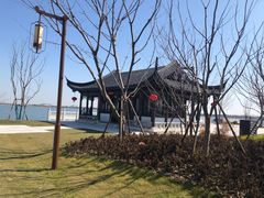 -上海滴水湖皇冠假日酒店