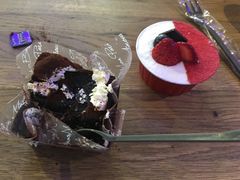 -巴黎贝甜(大宁国际商业广场店)