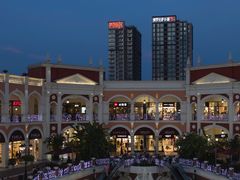 -佛罗伦萨小镇广佛名品奥特莱斯(疏港路店)