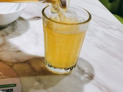 -汤城小厨•粤菜•靓汤(西直门凯德MALL店)