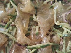 -一口猪海鲜浑锅·东北家常菜