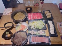 -呷哺呷哺(融创茂店)