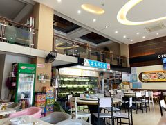 -覃记海鲜美食餐厅