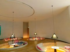 -涨巢·潮玩水疗局