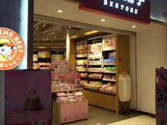 -良品铺子(五角场万达店)