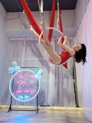 -桃秘钢管舞Peach Pole Fitness