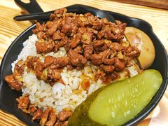 卤肉饭-散德行小酒馆