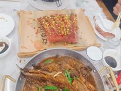 -一口猪海鲜浑锅·东北家常菜