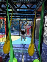 -反弹蹦床公园·亲子乐园·团建·派对(尚品奥莱店)