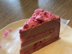 -星巴克臻选(莘庄仲盛店)