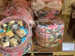 -VENCHI 闻绮(北京国贸商城店)