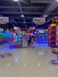 -哈尼鹿儿童乐园(长沙梅溪湖步步高店)