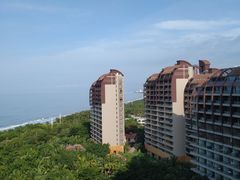 -三亚湾海居铂尔曼度假酒店