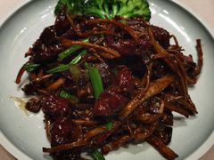 -八府香鸭·啫啫煲(华山路店)