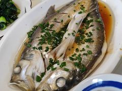 -七的湖·晚芳亭·阳澄湖农家菜·大闸蟹(莲花岛店)