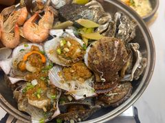 -鑫渔港海鲜本地菜·山海关浑锅(东戴河店)