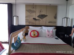 -三亚湾海居铂尔曼度假酒店