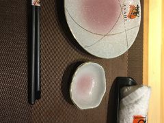 餐具摆设-割烹旭日本料理(龙湖狮山天街店)