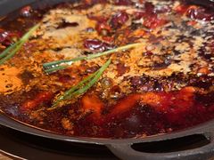 -旧街市鲜货老火锅(大光路店)