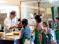 -圣丰索菲特·2 On 988 Café 自助餐厅