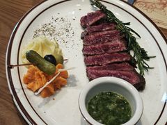 -Mark&Mars Restaurant