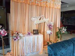 -一家人(南京路店)