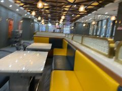 -凤凰路何眼镜香辣蟹(花果园店)