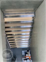 -变画·发型STUDIO