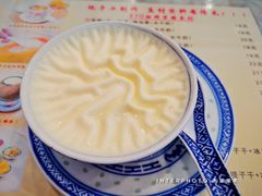 -广信牛奶甜品世家(台东店)