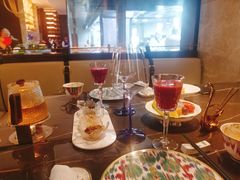 -海派悦庭·海胆烧麦·新融合菜(凯德广场店)
